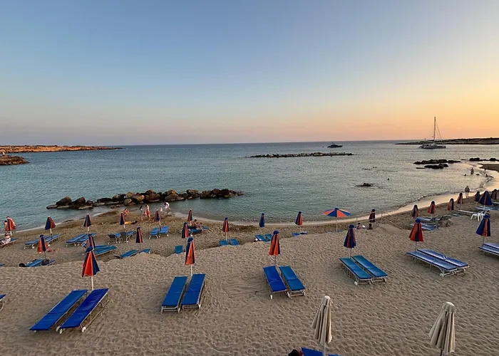 Cozy Apartment In Paphos Beautiful Complex